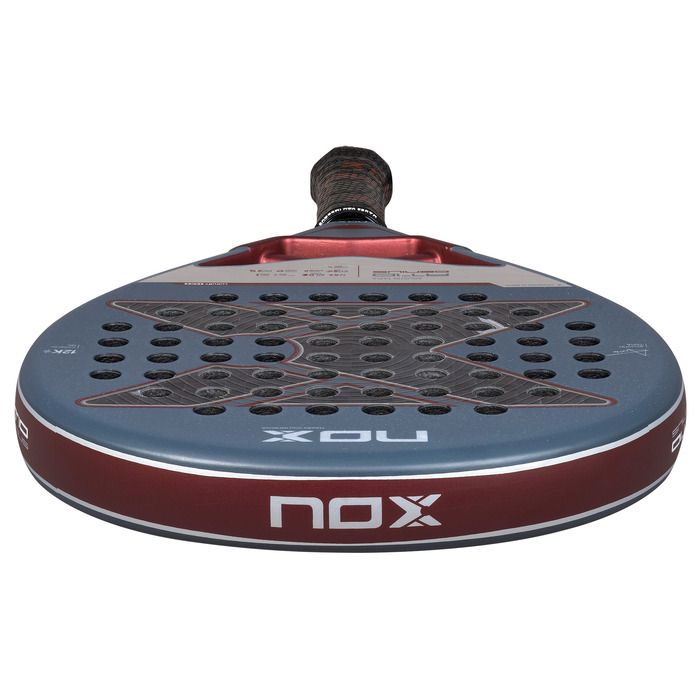 Rakieta do padla Nox AT10 Genius 12K 2025 Agustin Tapia